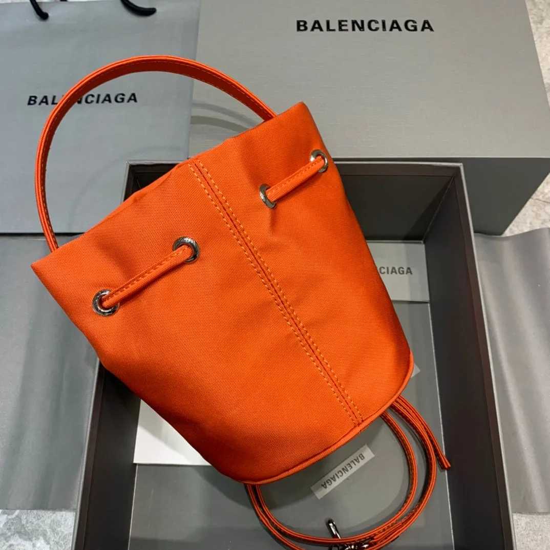 Balen Le Cagole Medium Bucket Bag In Orange, For Women,  Bags 11.8in/30cm