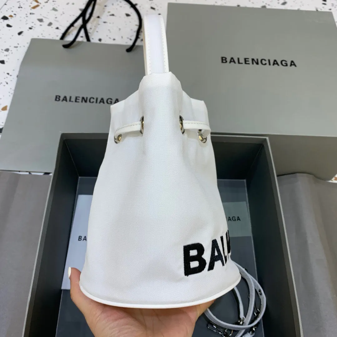 Balen Le Cagole Medium Bucket Bag In White, For Women,  Bags 11.8in/30cm