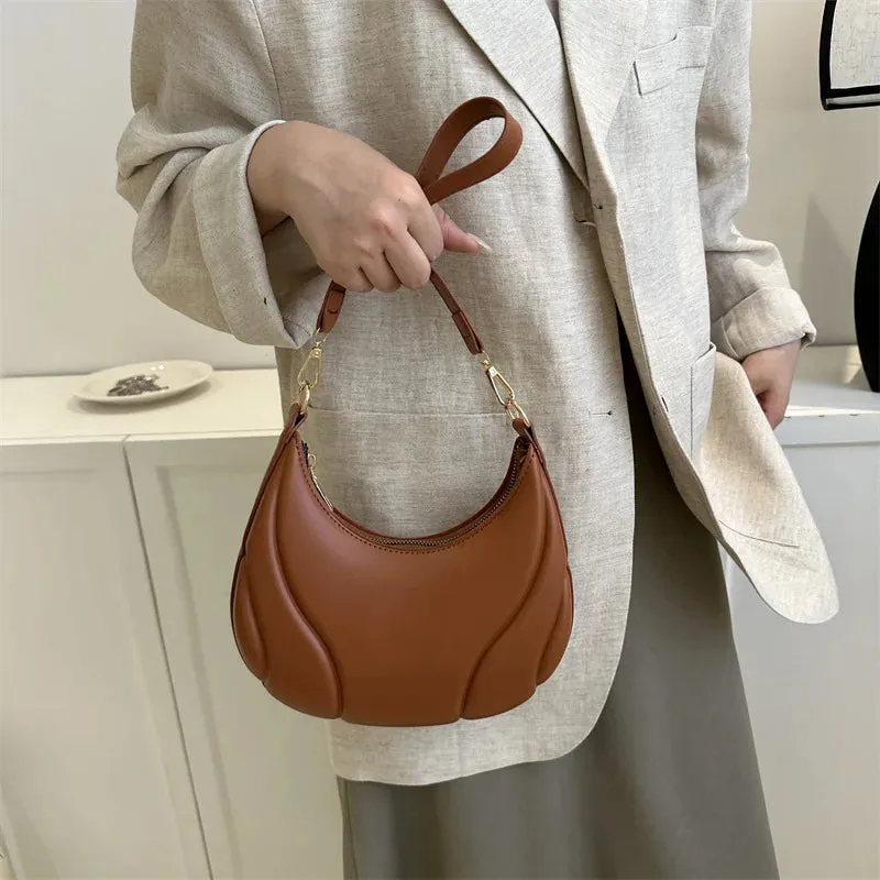 Chic Crescent PU Leather Shoulder Bag – Retro Saddle Handbag for Women, Minimalist Underarm Tote