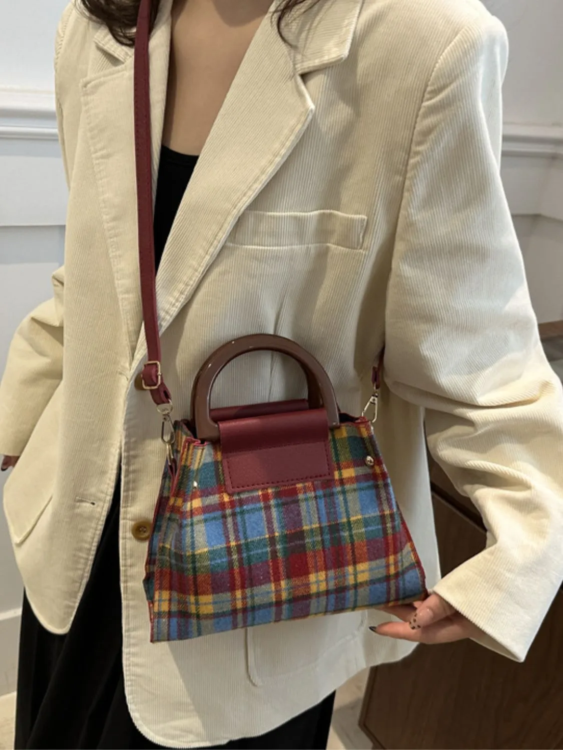 Contrast Plaid Trapezoid Shape Crossbody Bag | Trending Crossbody Bags | Fall Fashion