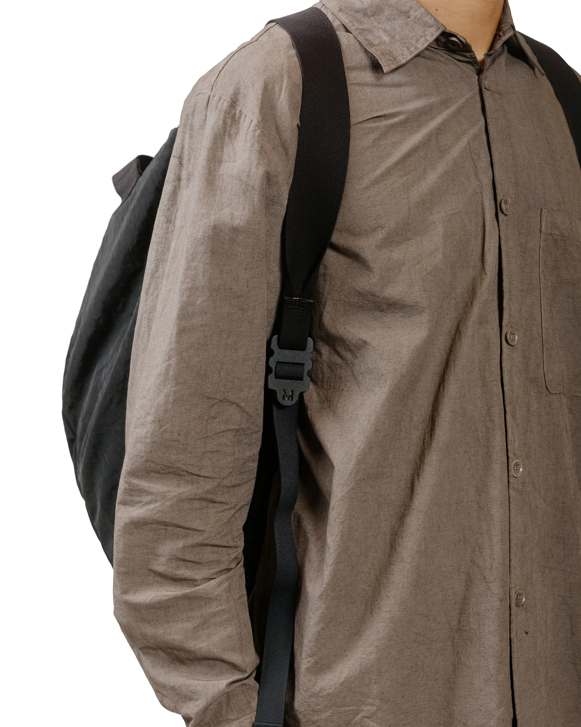 MAN-TLE R17 Gear-3 Black Nylon Messenger