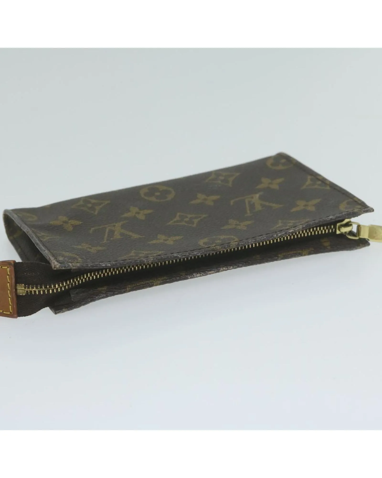 Monogram Bucket Pouch Accessory for Luxury Fashion Lovers