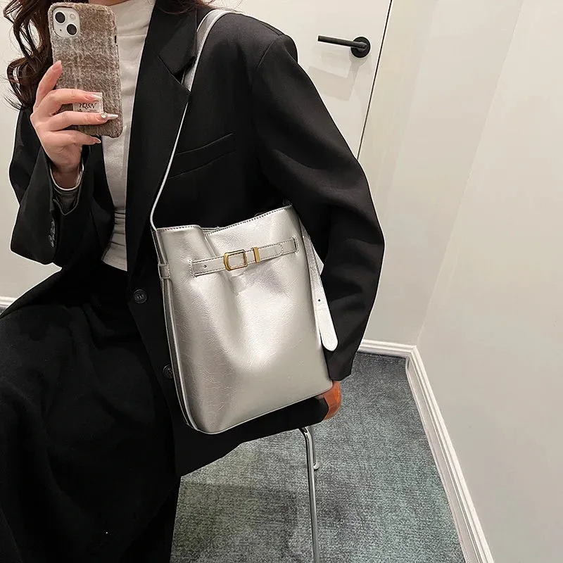 Silver Belt Design Pu Leather Shoulder Bags for Women Winter Fashion Simple Solid Color Handbags Crossbody Bag