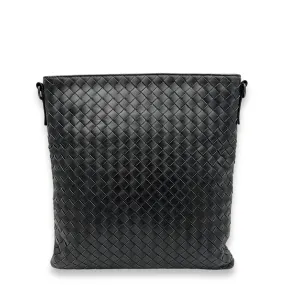 Woven Messenger bag in Intrecciato leather, Gunmetal Hardware